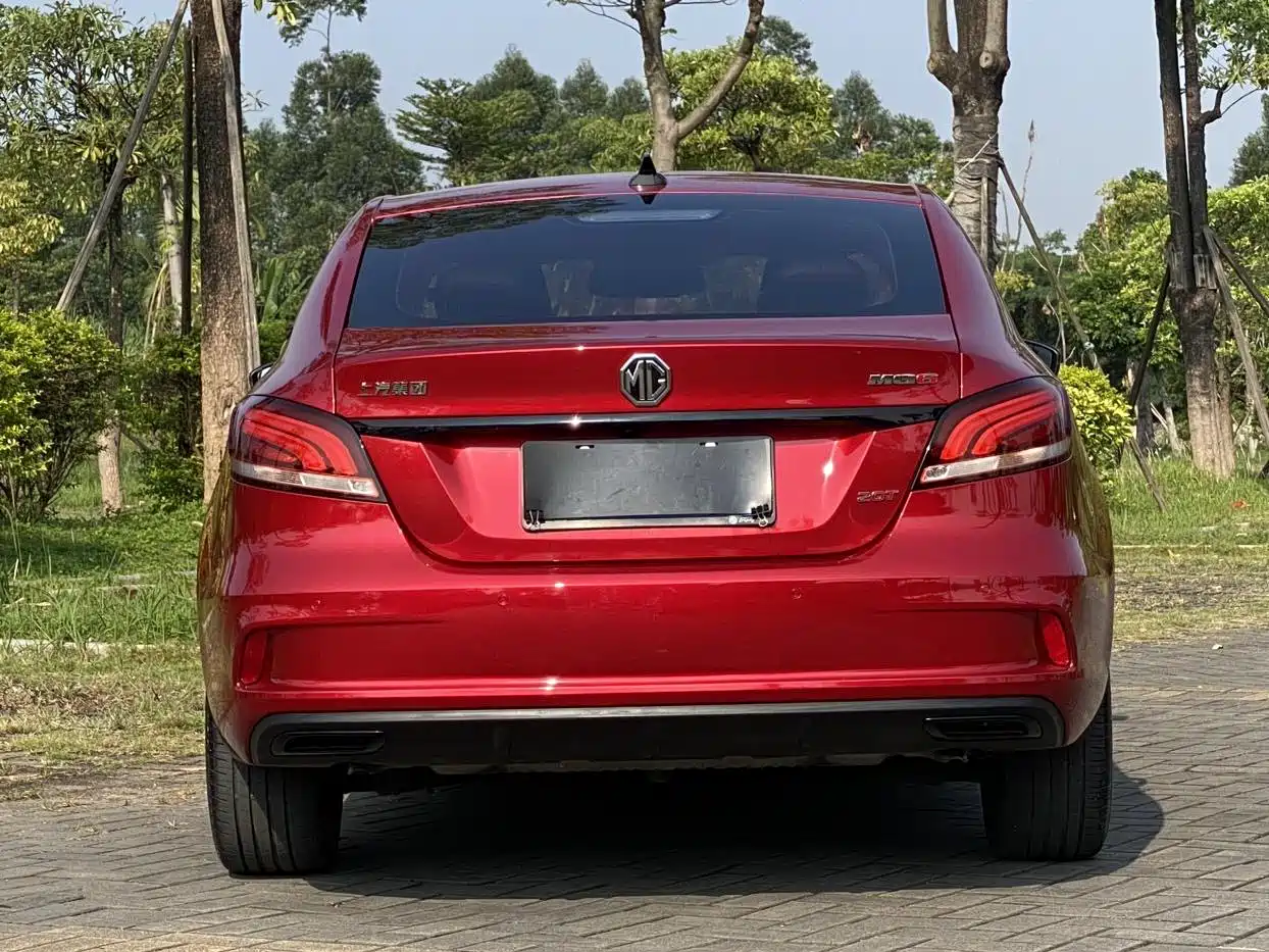 Фото 11 - MG MG6