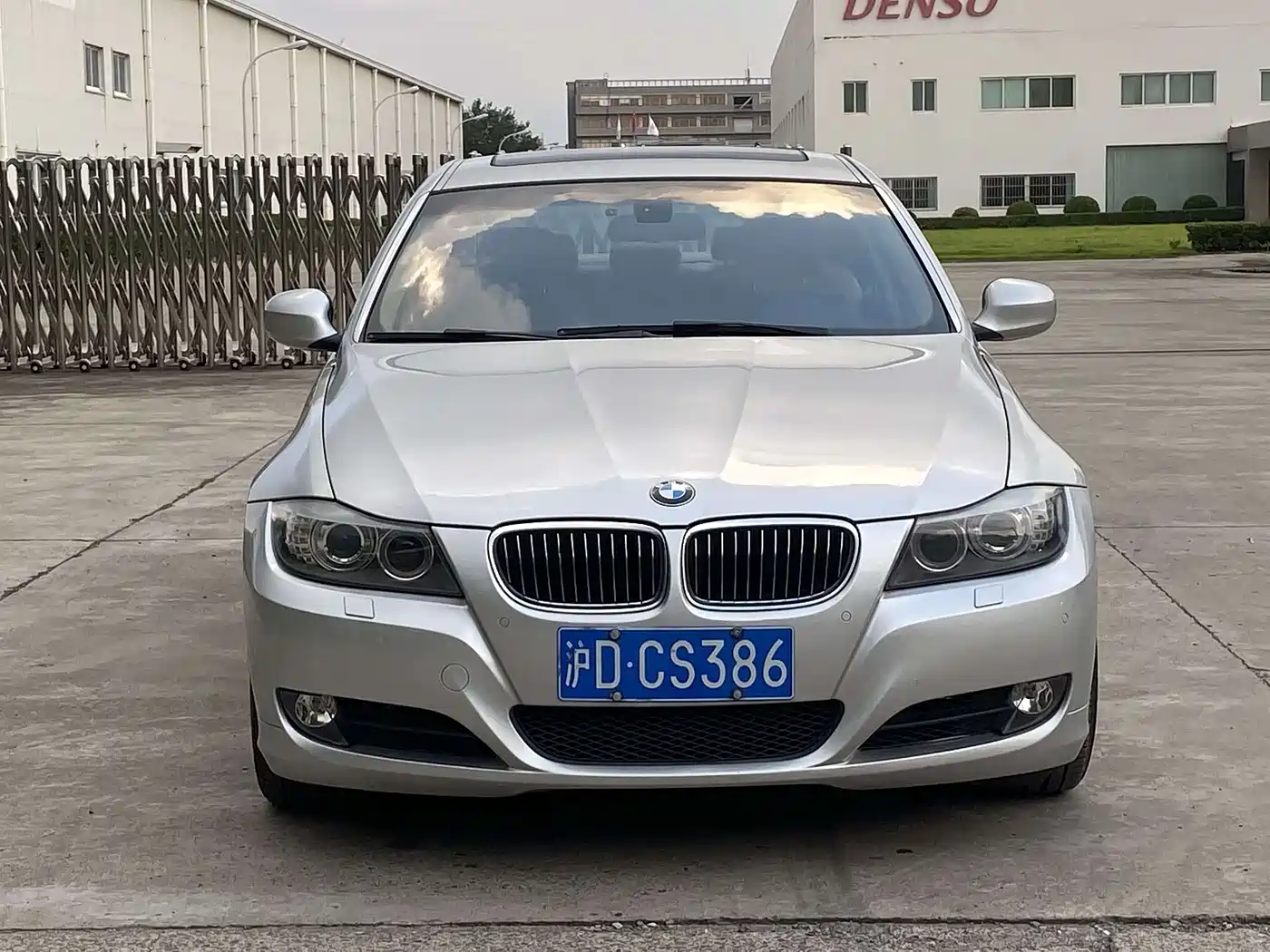 BMW 3 Series (Import) 2010 2010 325i Luxury