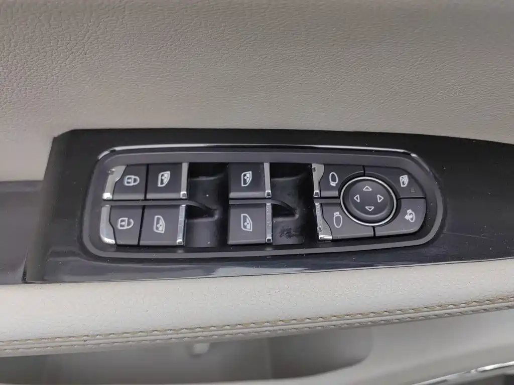 Hanteng Auto Hanteng X5 2017 2018 1.5T CVT Luxury Edition