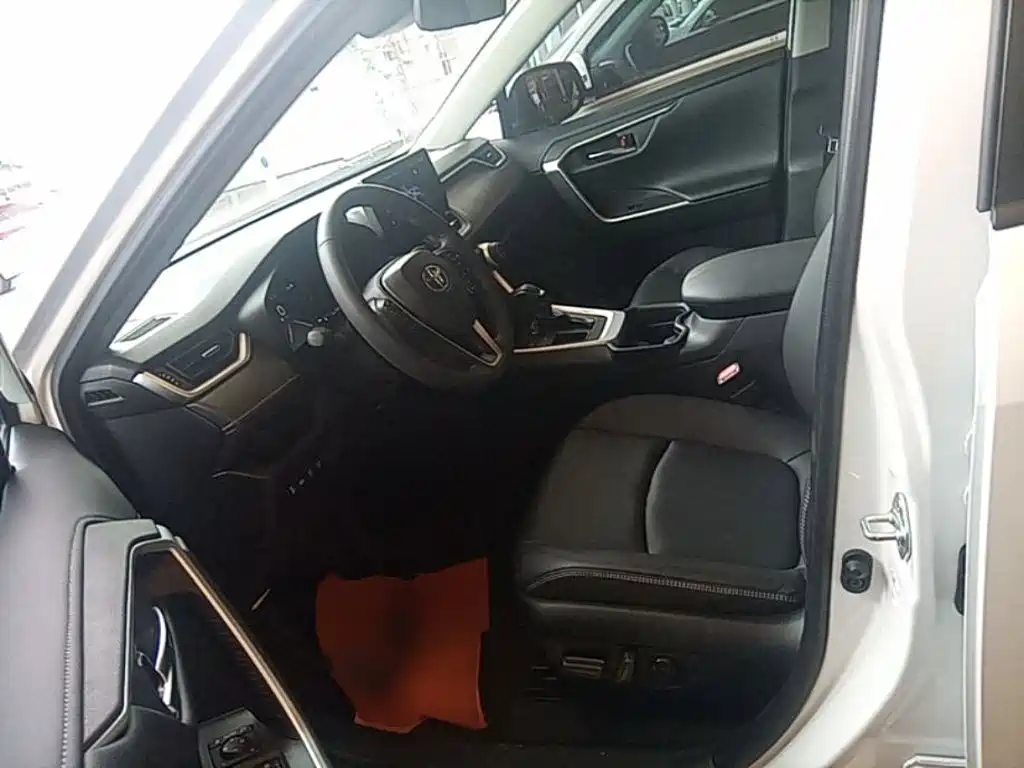 Toyota RAV4 Rongfang 2024 2023 2.0L CVT FWD Style Plus Edition