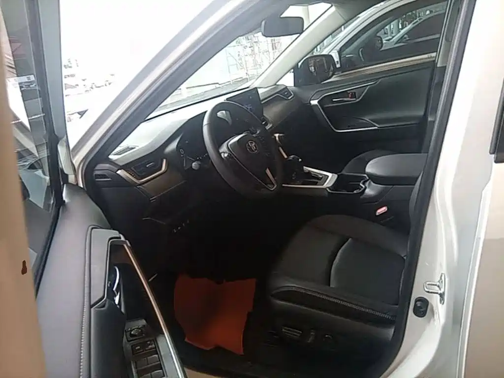Toyota RAV4 Rongfang 2024 2023 2.0L CVT FWD Style Plus Edition