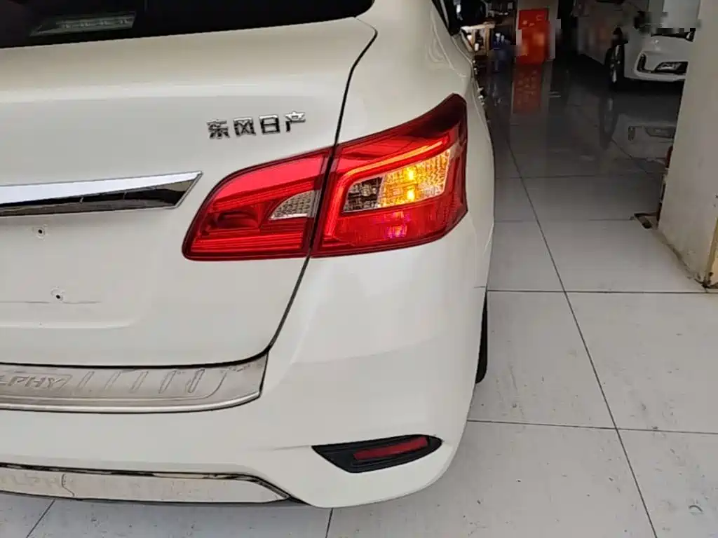 Nissan SYLPHY, миниатюра 24