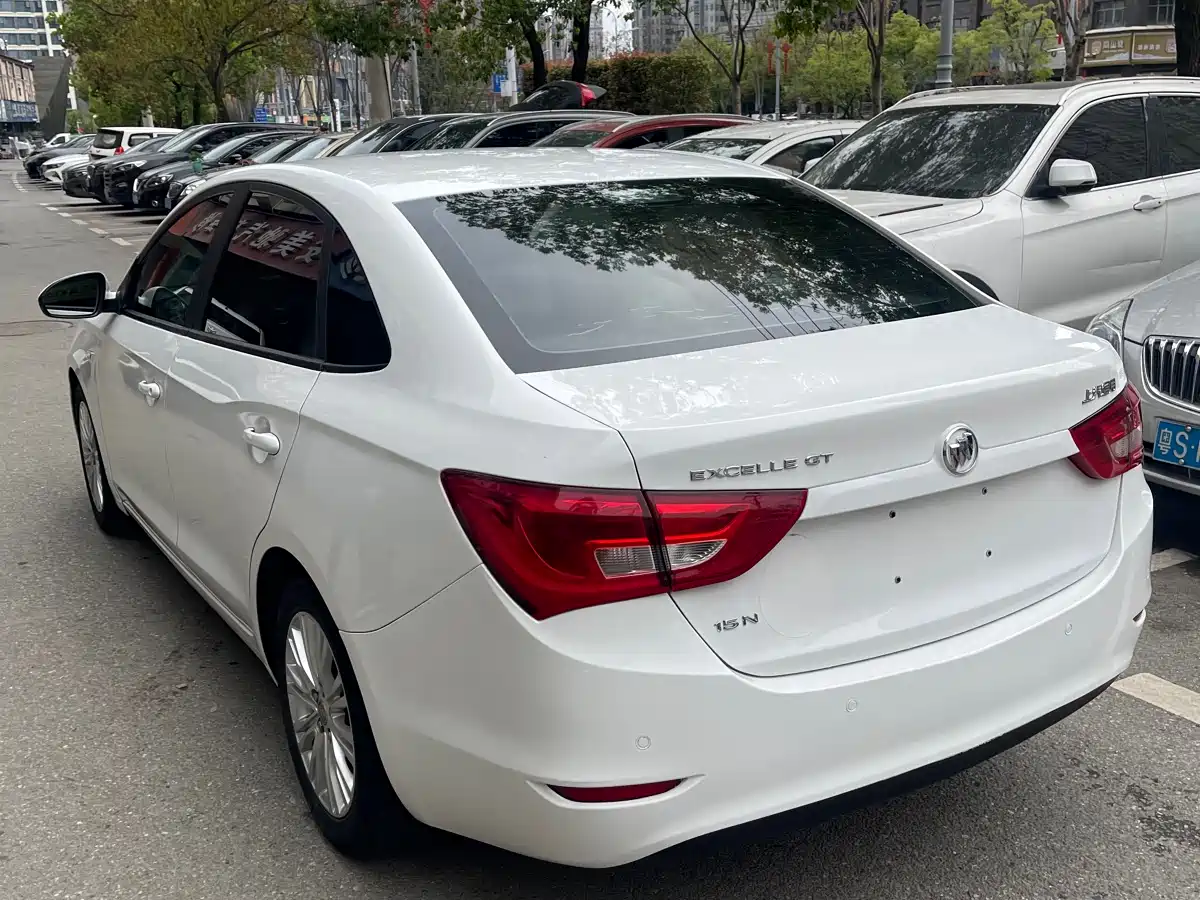 Buick Excelle 2016 15N Automatic Elite фото 6