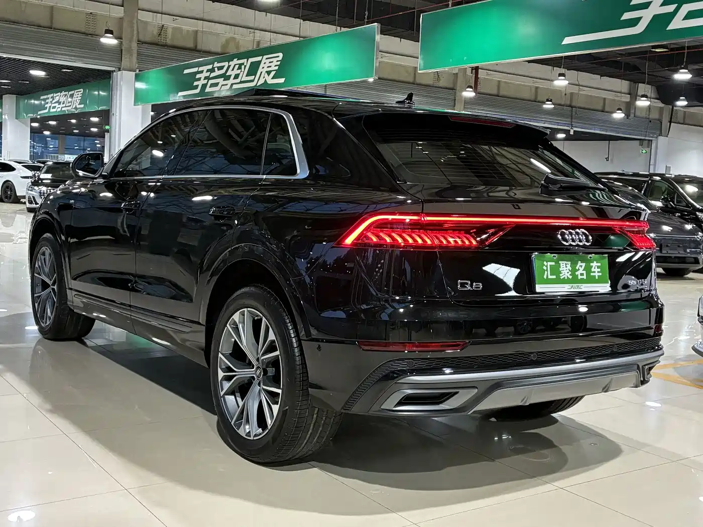 Audi Q8 2025 2023 55 TFSI Luxury Sport