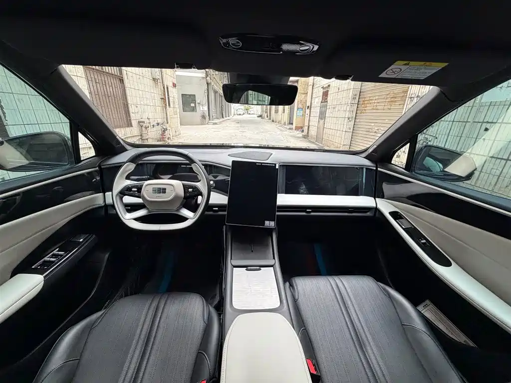 GEELY GALAXY GALAXY L7