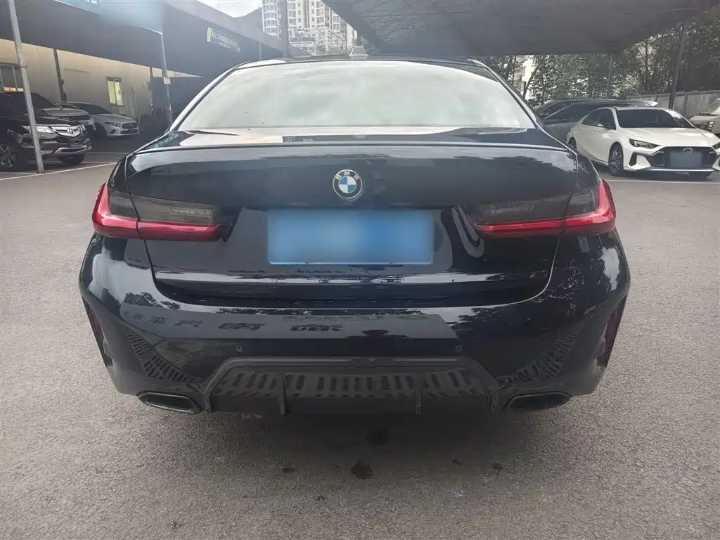 BMW 3 Series 2023 325i M Sport Black Night Package фото 7