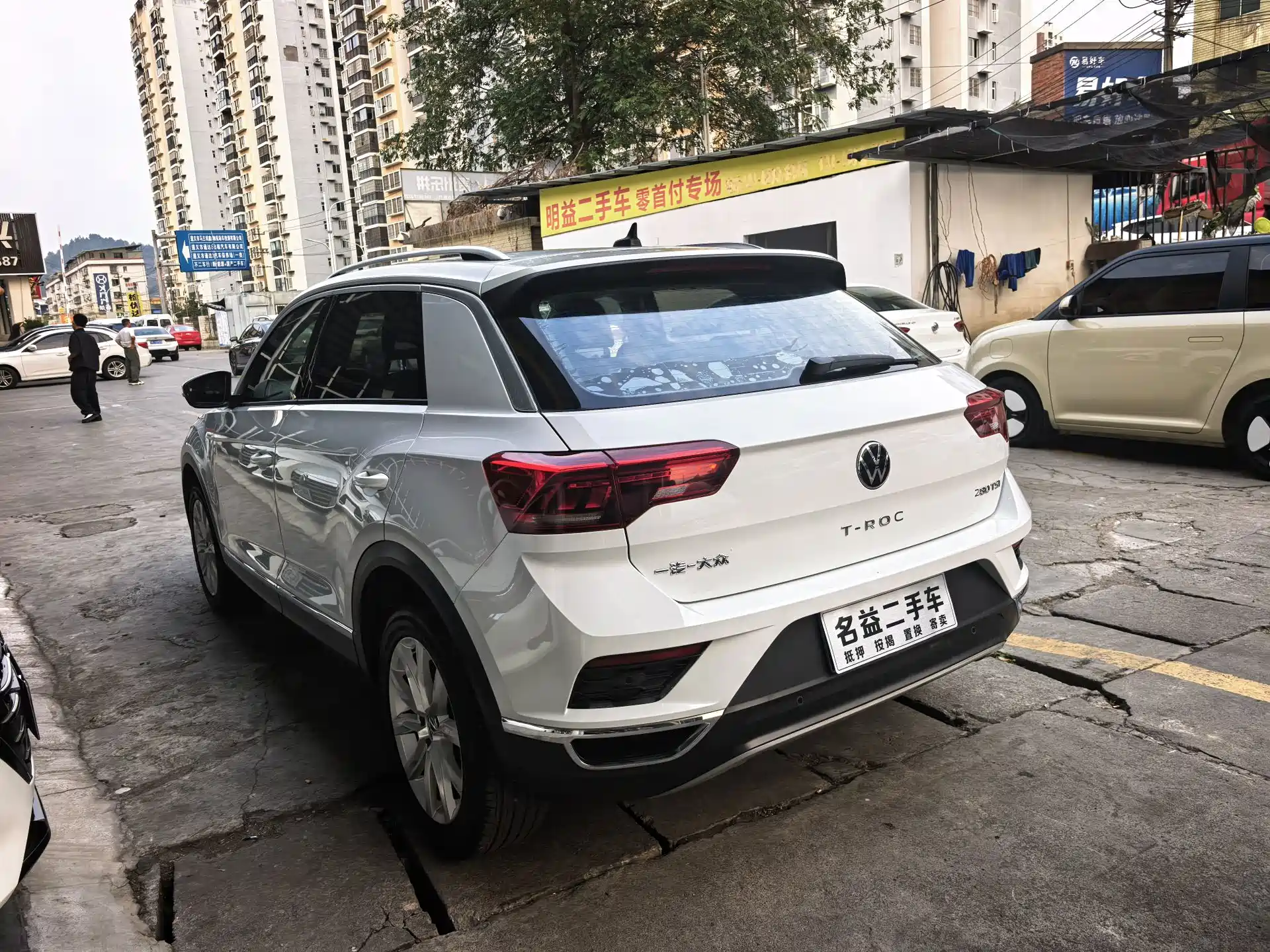 صورة 6 - Volkswagen T-ROC