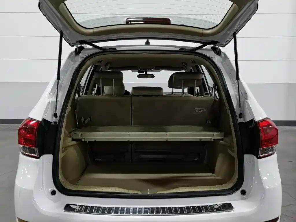 Haval H6 2013 2011 2.0L Manual 2WD Elite Edition