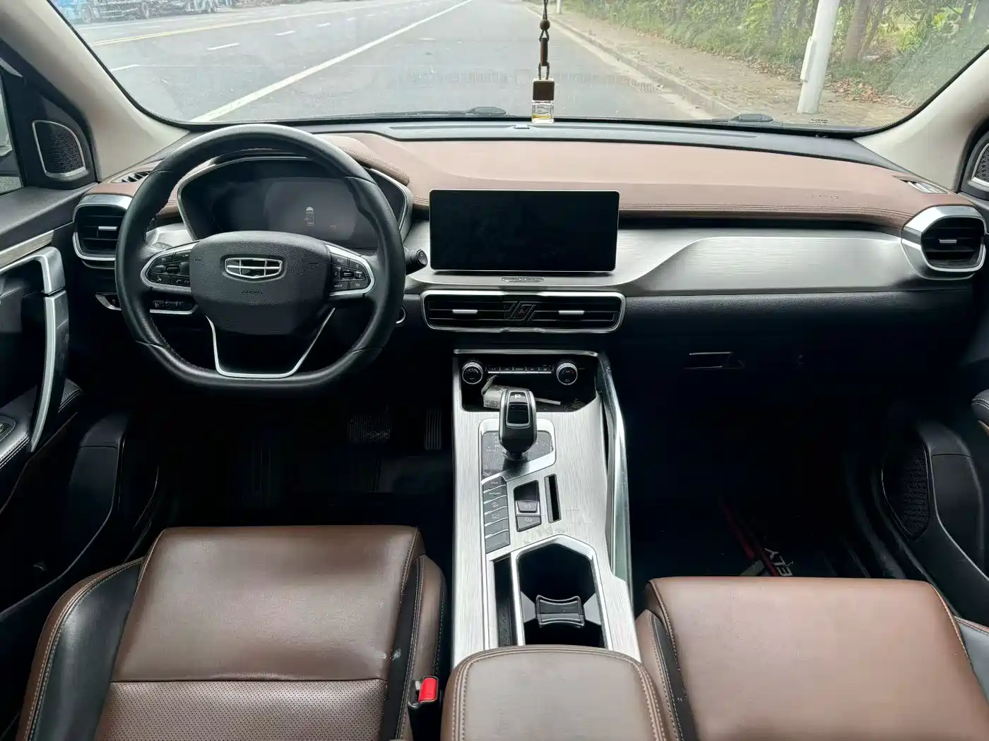 Geely Binyue 2019 2019 260T DCT Ranger China VI