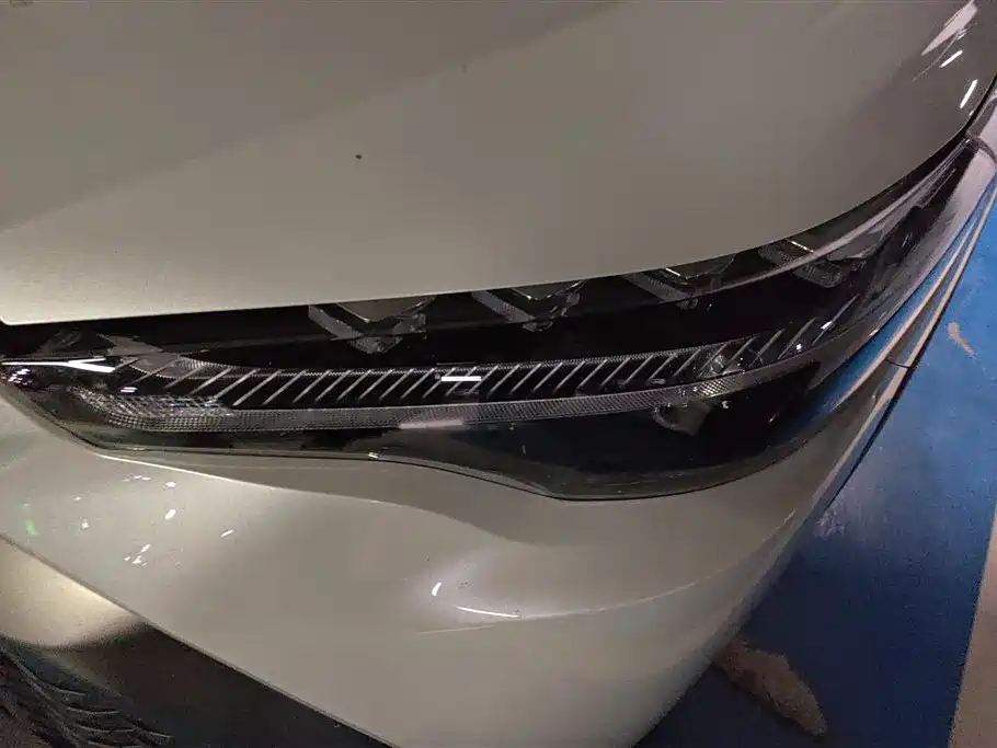 Toyota Frontlander 2023 2.0L Smart Hybrid Dual Engine Luxury Edition фото 5