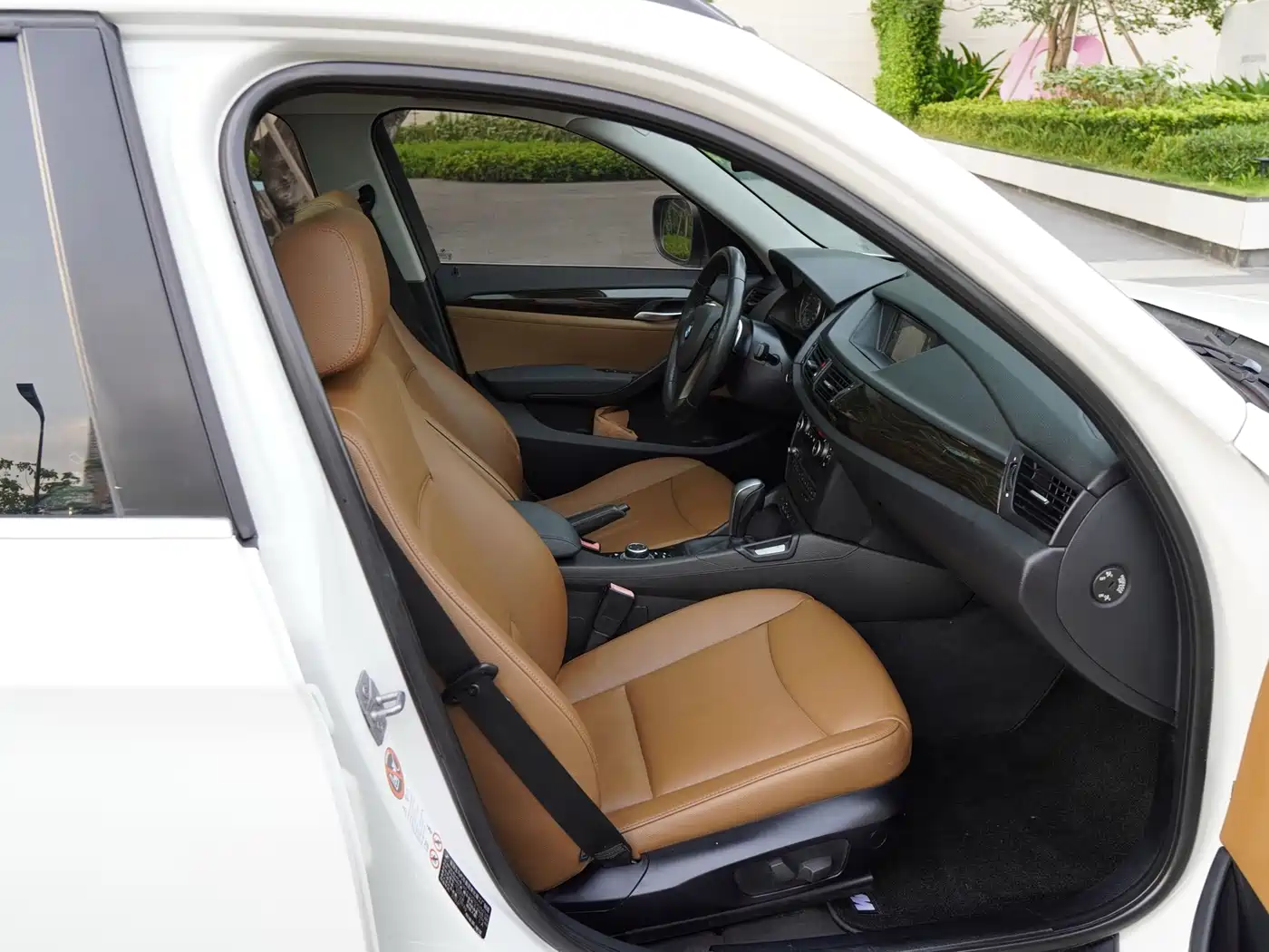BMW X1 (Import) 2010 2010 xDrive28i