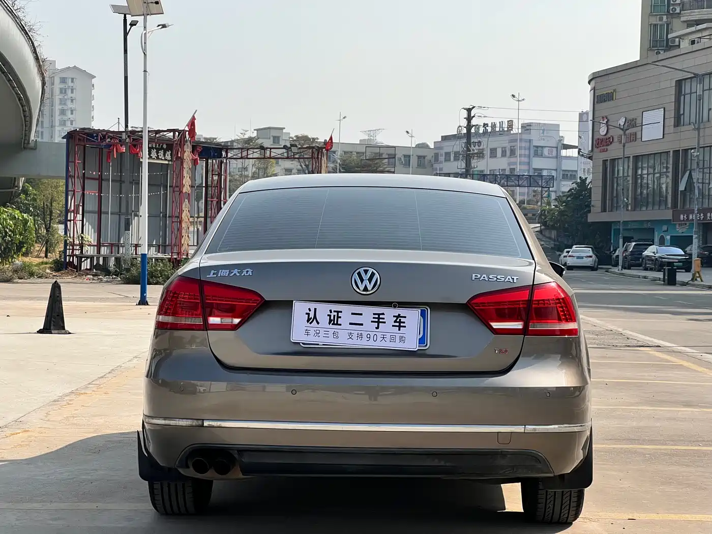Volkswagen Passat 2011 1.8TSI DSG Honor Edition фото 5