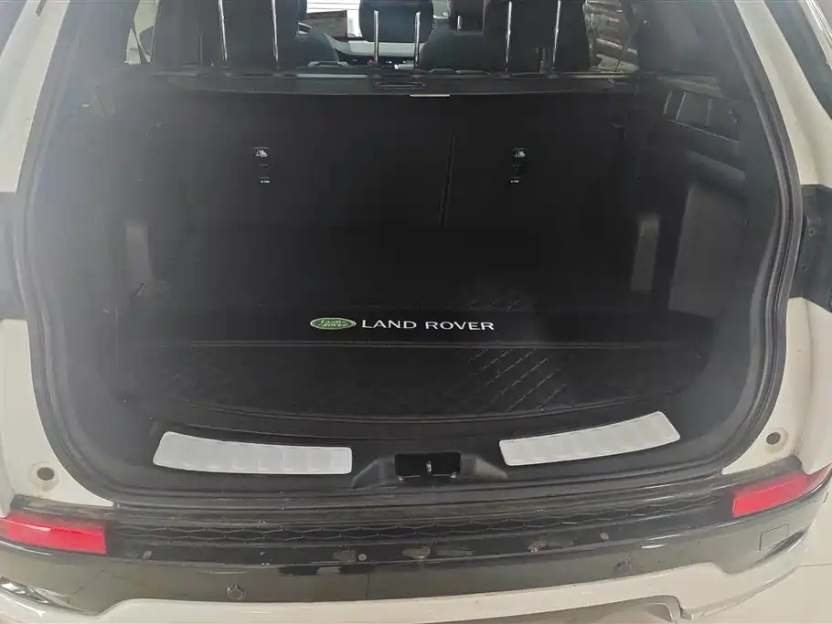 LAND ROVER DISCOVER SPORTS