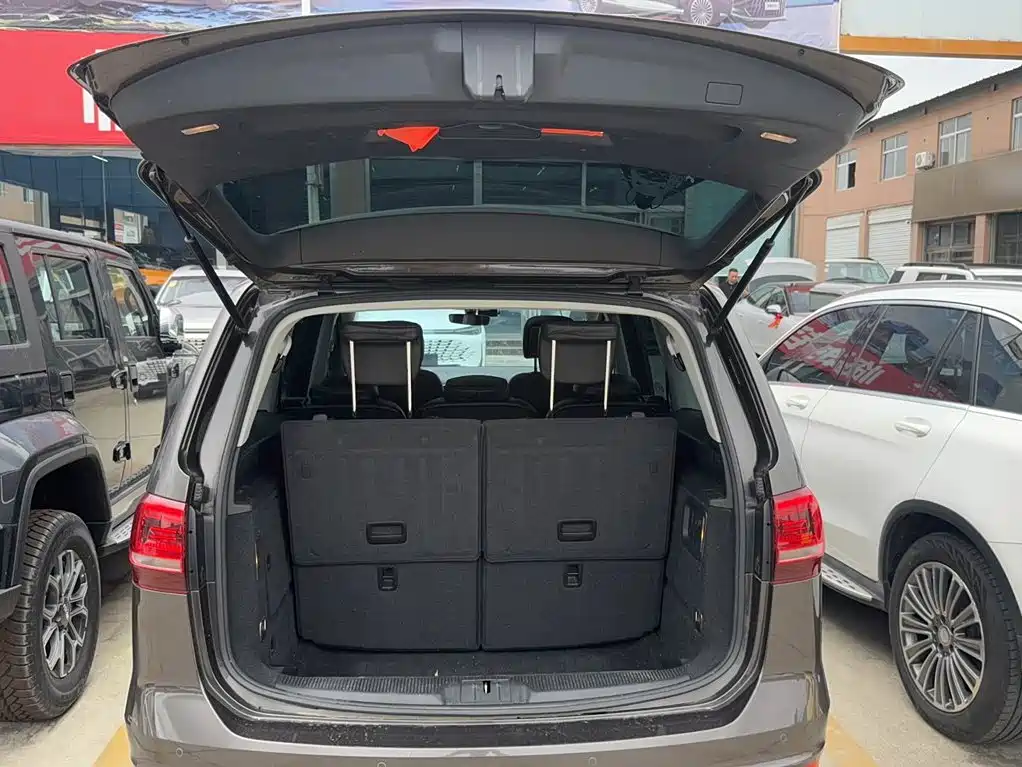 Volkswagen Sharan 2018 2018 380TSI Comfort 7-Seater