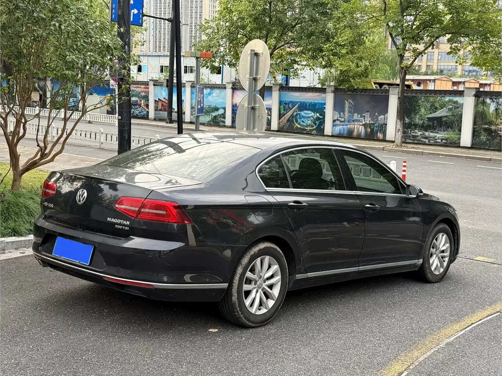 صورة 16 - Volkswagen Magotan