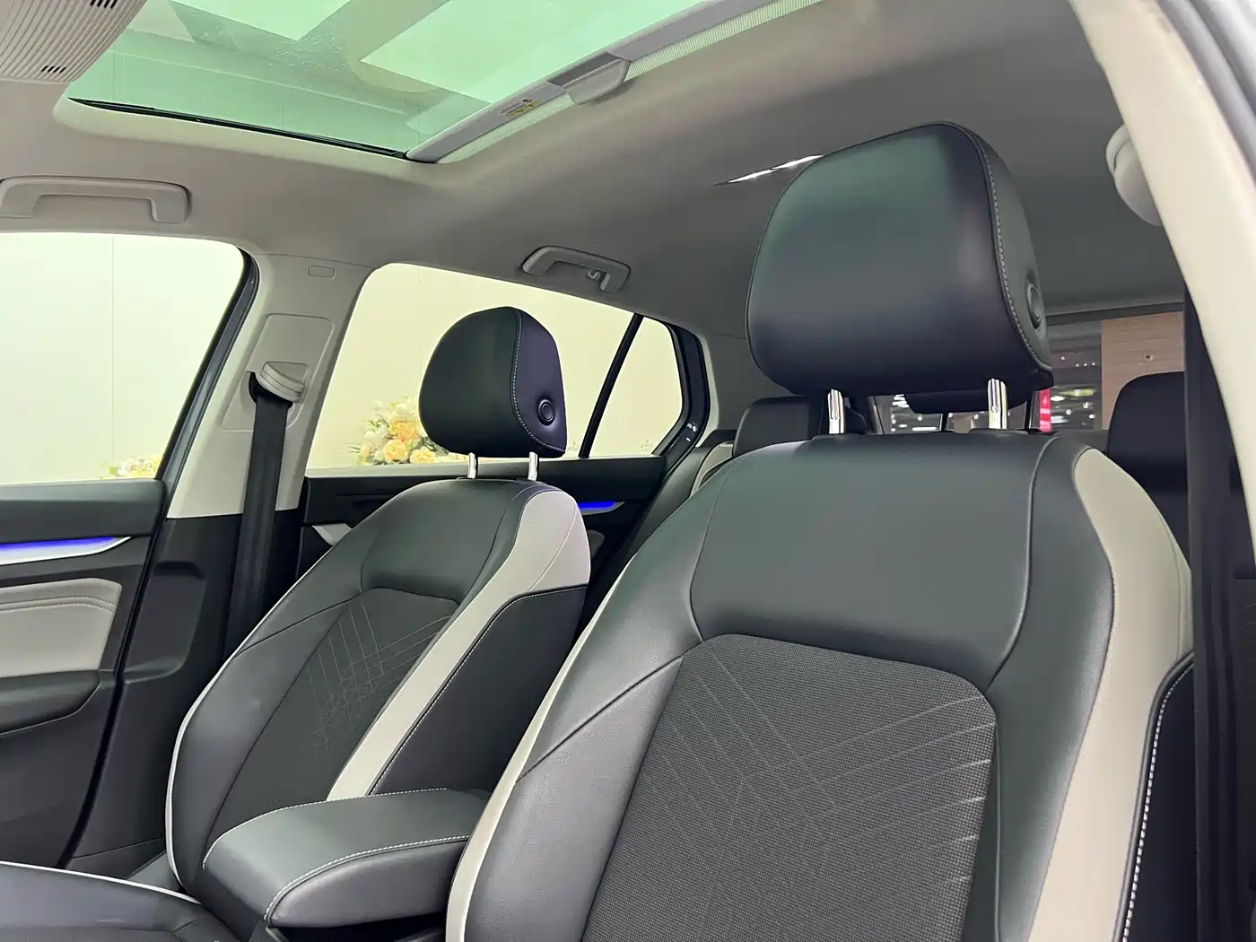 Volkswagen Golf 2021 280TSI DSG Pro фото 12