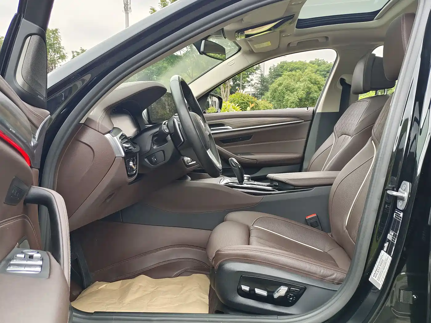 BMW 5 Series, миниатюра 14