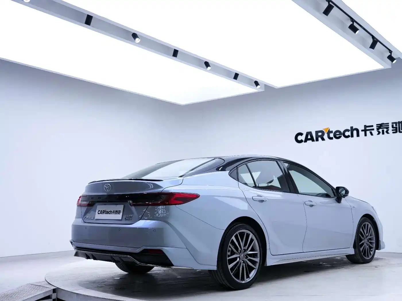 Toyota Camry 2024 Model Dual Hybrid 2.0HXS Sport Plus Edition фото 10