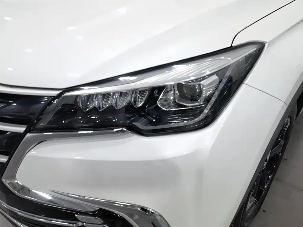 Changan CS85 2019 2019 2.0T Automatic Dynamic Edition China V