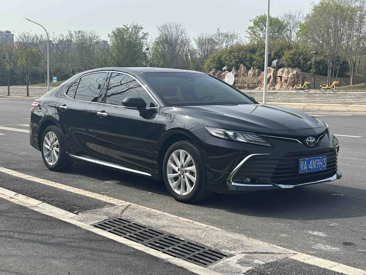 Toyota Camry 2023 2.0G Luxury Edition фото 2