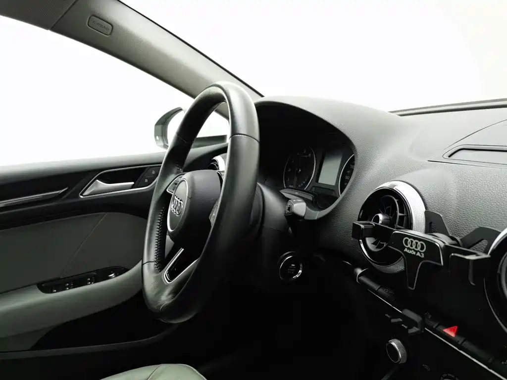 Фото 22 - Audi A3