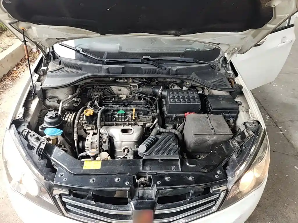 Фото 20 - Roewe 350