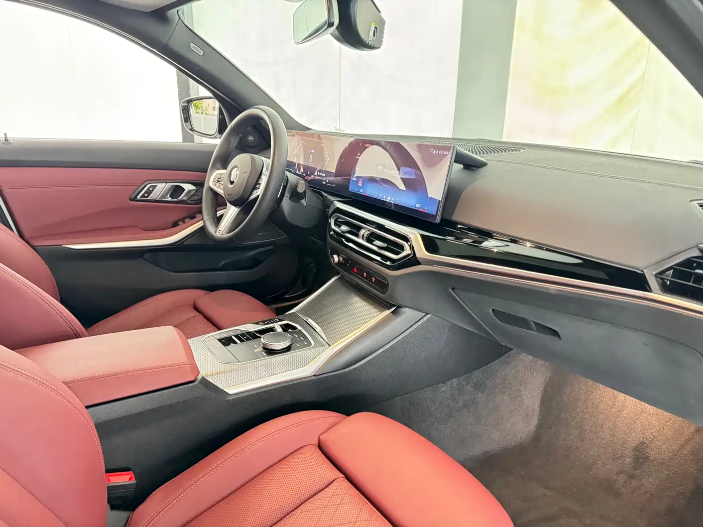 BMW 3 Series 2024 325i M Sport Shadowline Package фото 13
