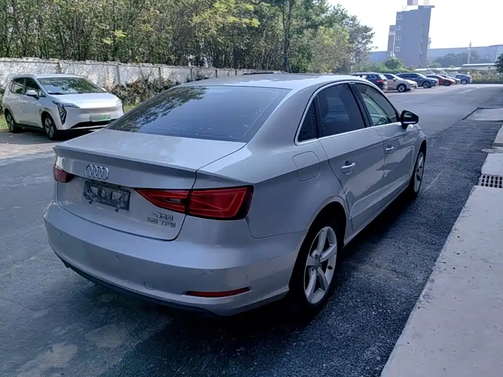 Photo 7 - Audi A3