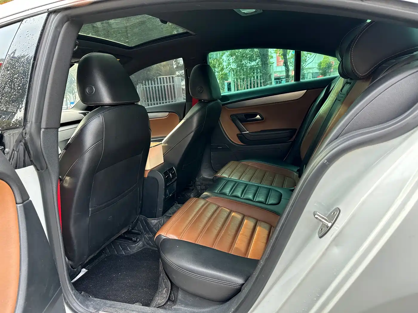 Volkswagen FAW-Volkswagen CC 2016 Model 2.0TSI Luxury фото 7