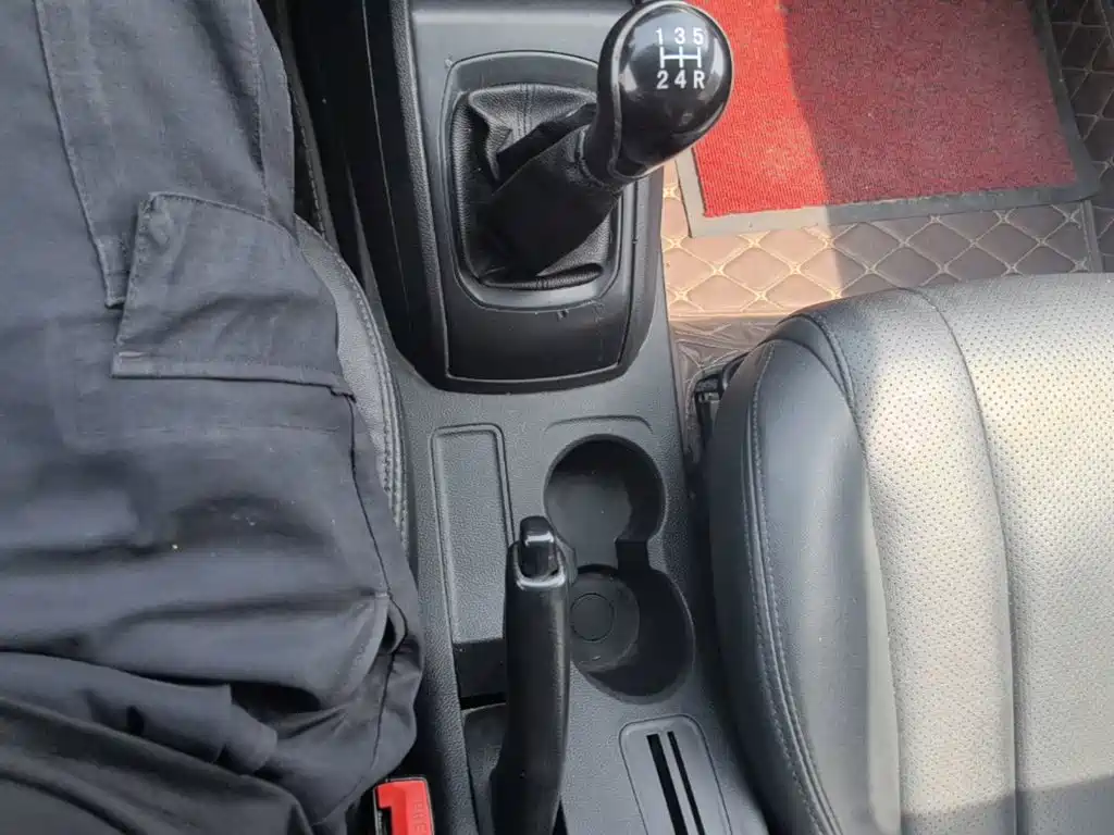 Baojun 310 2017 2016 1.2L Manual Comfort Model