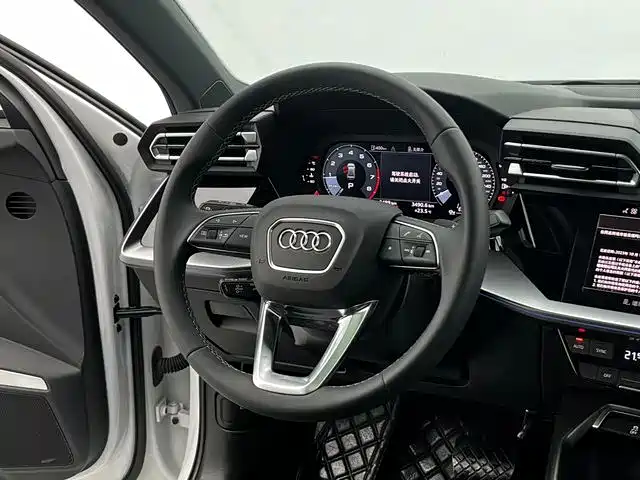 Audi A3 2026 2025 Facelift A3L Limousine 35TFSI Flying Spur Premium