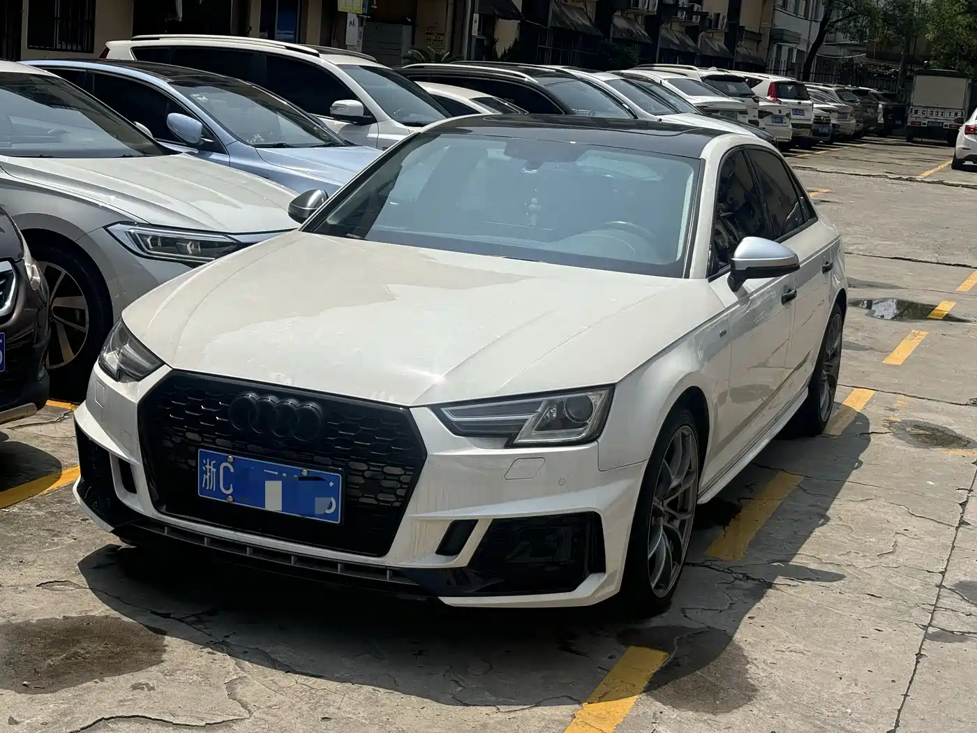 Audi A4L 2017 40 TFSI Progressive