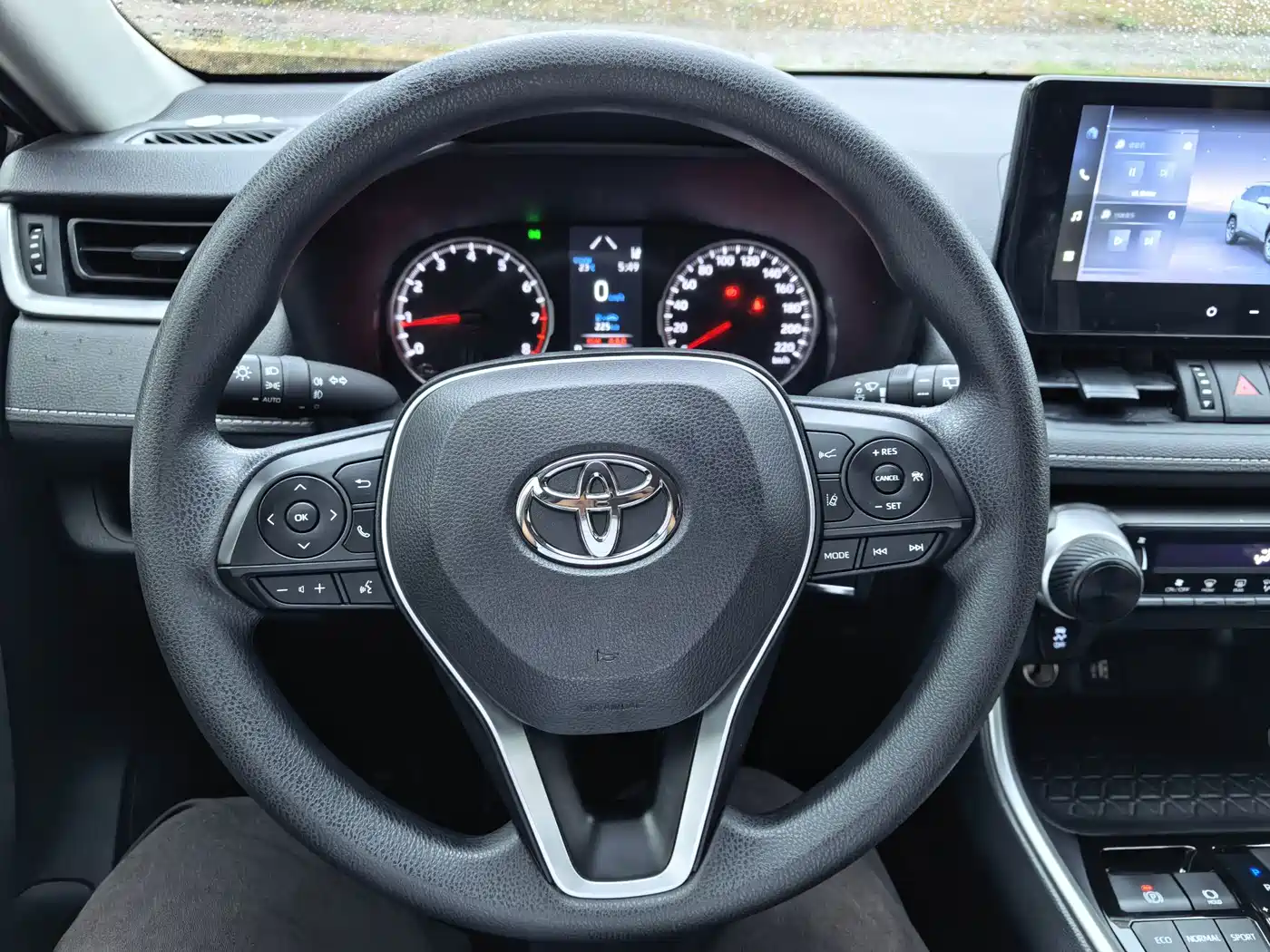 Toyota RAV4 Rongfang 2024 2.0L CVT FWD Urban Edition фото 8