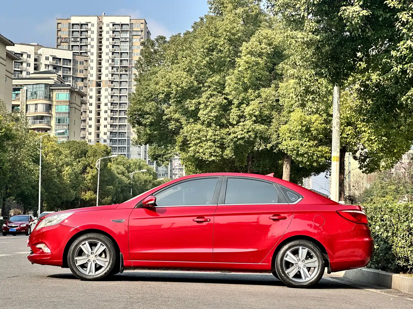Фото 4 - Changan Eado