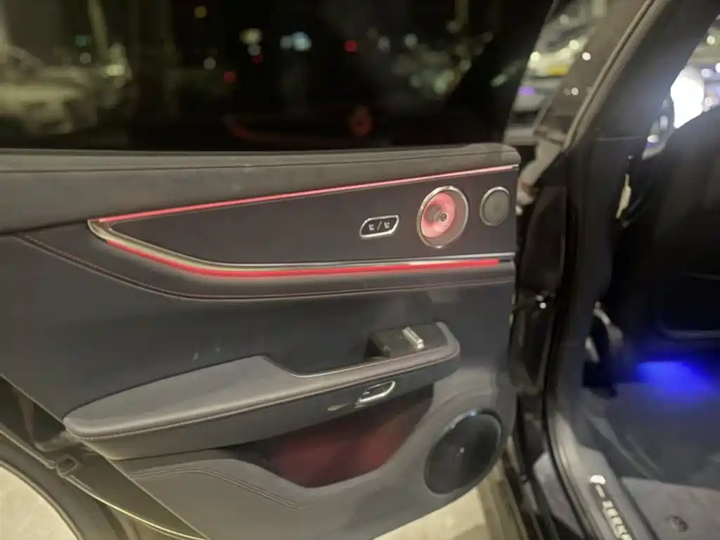 ZEEKR EXTREME KRYPTON 001