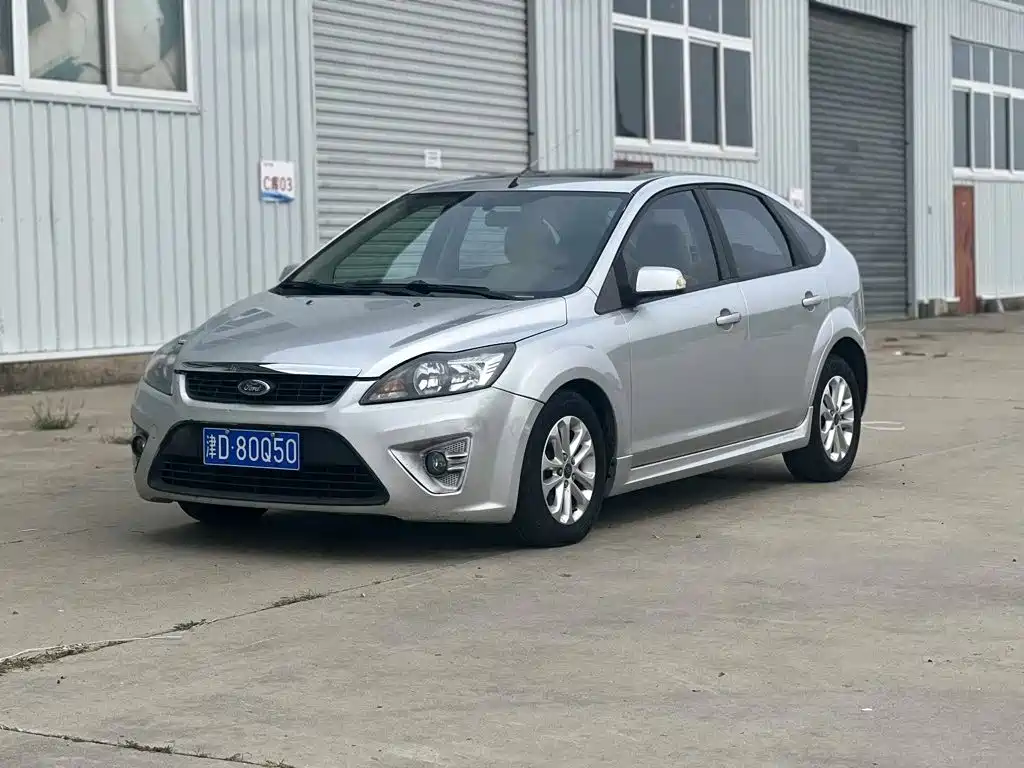 Ford Focus 2011 2011 Hatchback 1.8L Automatic Fashion