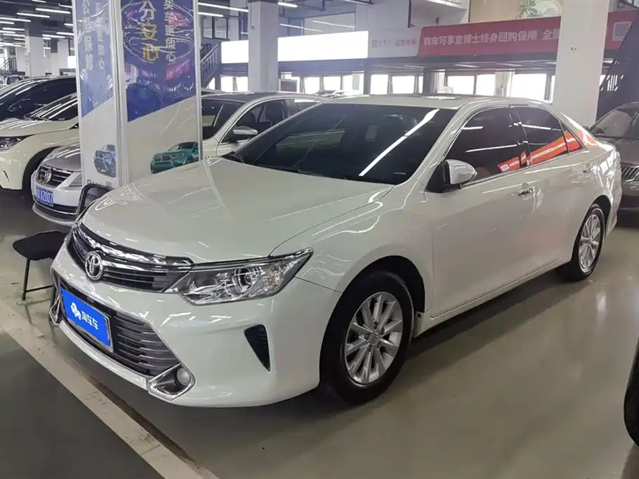 Toyota Camry 2015 2.0E Elite Edition