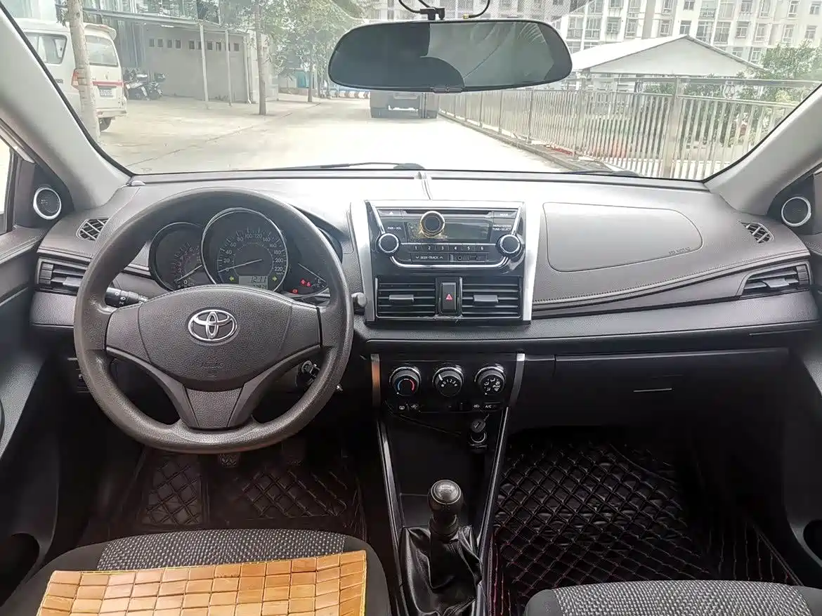 Toyota Vios 2014 1.3L Manual Value Edition фото 7