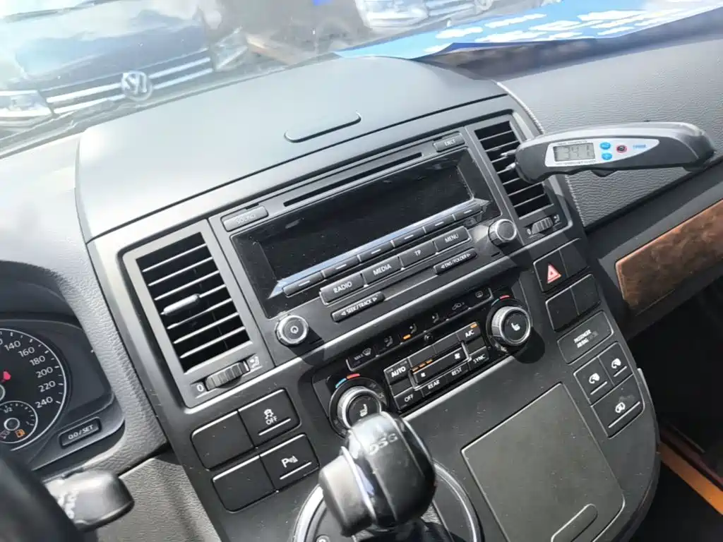 Volkswagen Multivan 2015 2012 2.0TSI 2WD Luxury Edition