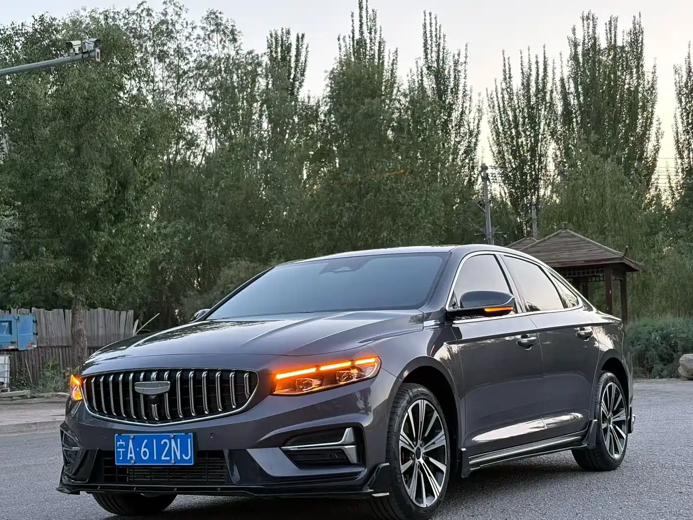 Фото 3 - Geely Preface