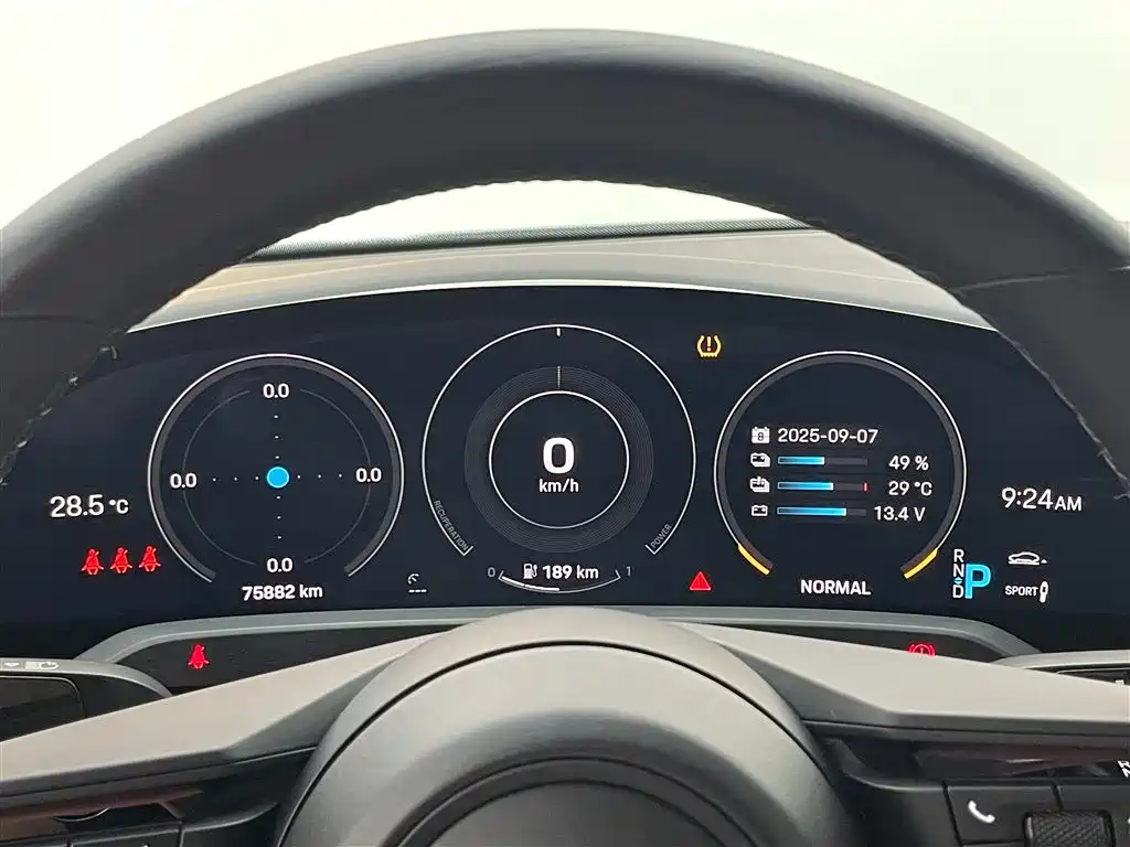 Porsche Taycan 2019 Taycan 4S фото 19