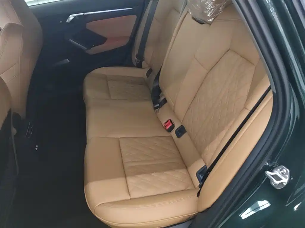 Audi A3 2026 2025 Facelift A3L Limousine 35TFSI Flying Spur Premium