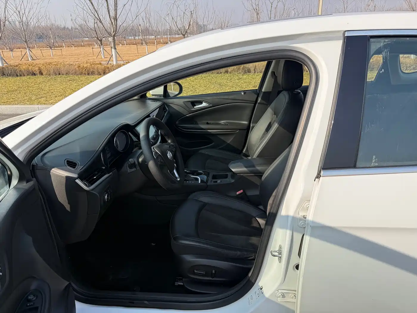 Buick Verano 2015 Sedan 20T Dual-clutch Elite фото 8