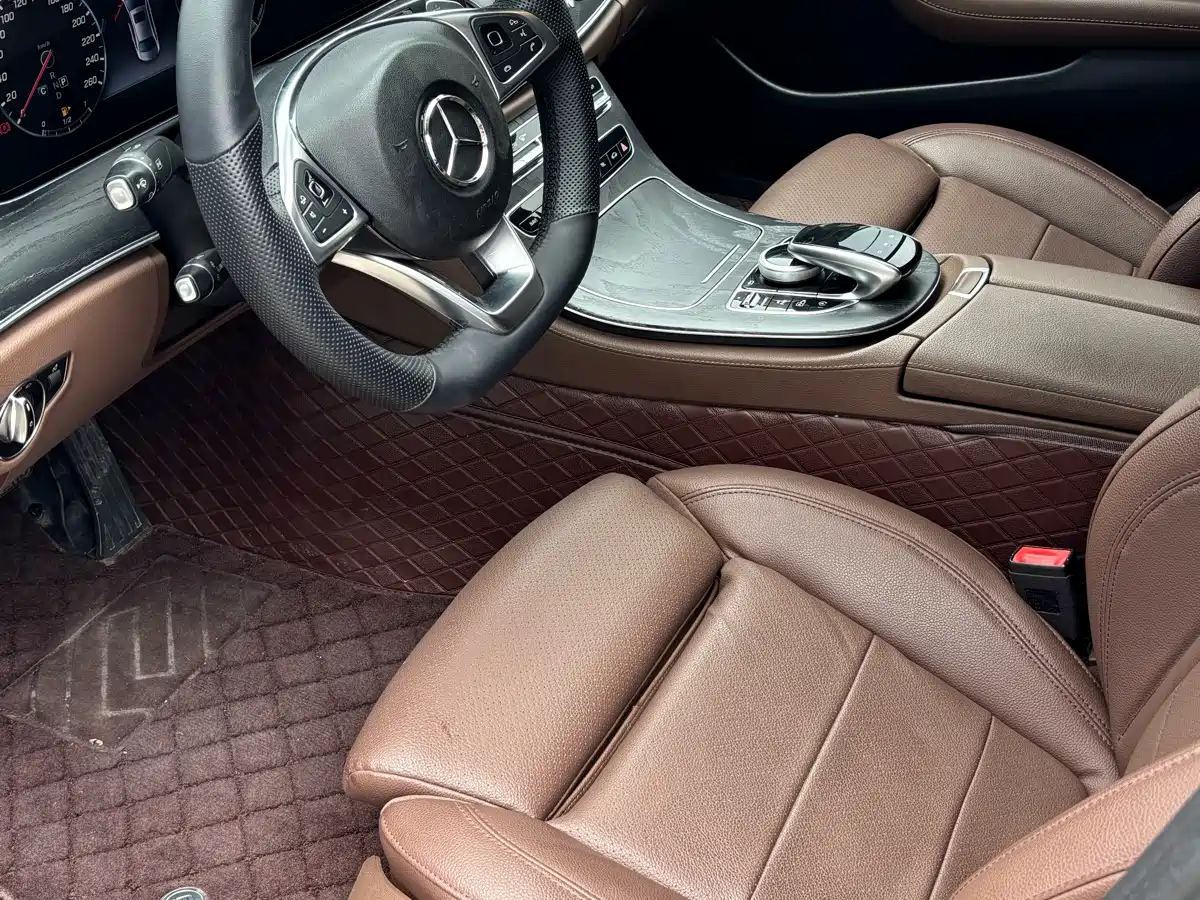 Mercedes-Benz E-Class 2018 E 200 L Sport фото 8