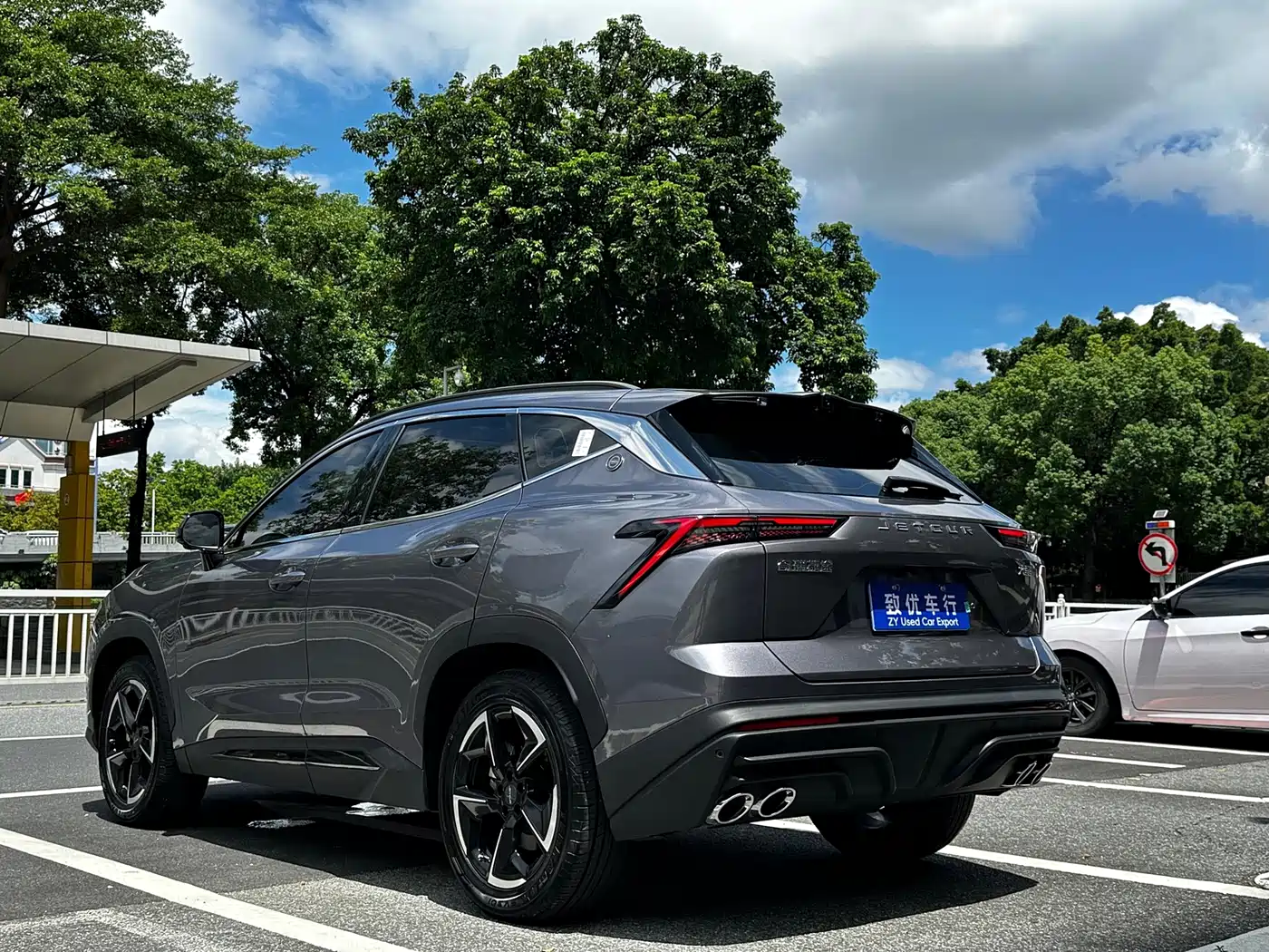 Jetour Dasheng 2025 2025 1.5TD DCT Flagship Edition