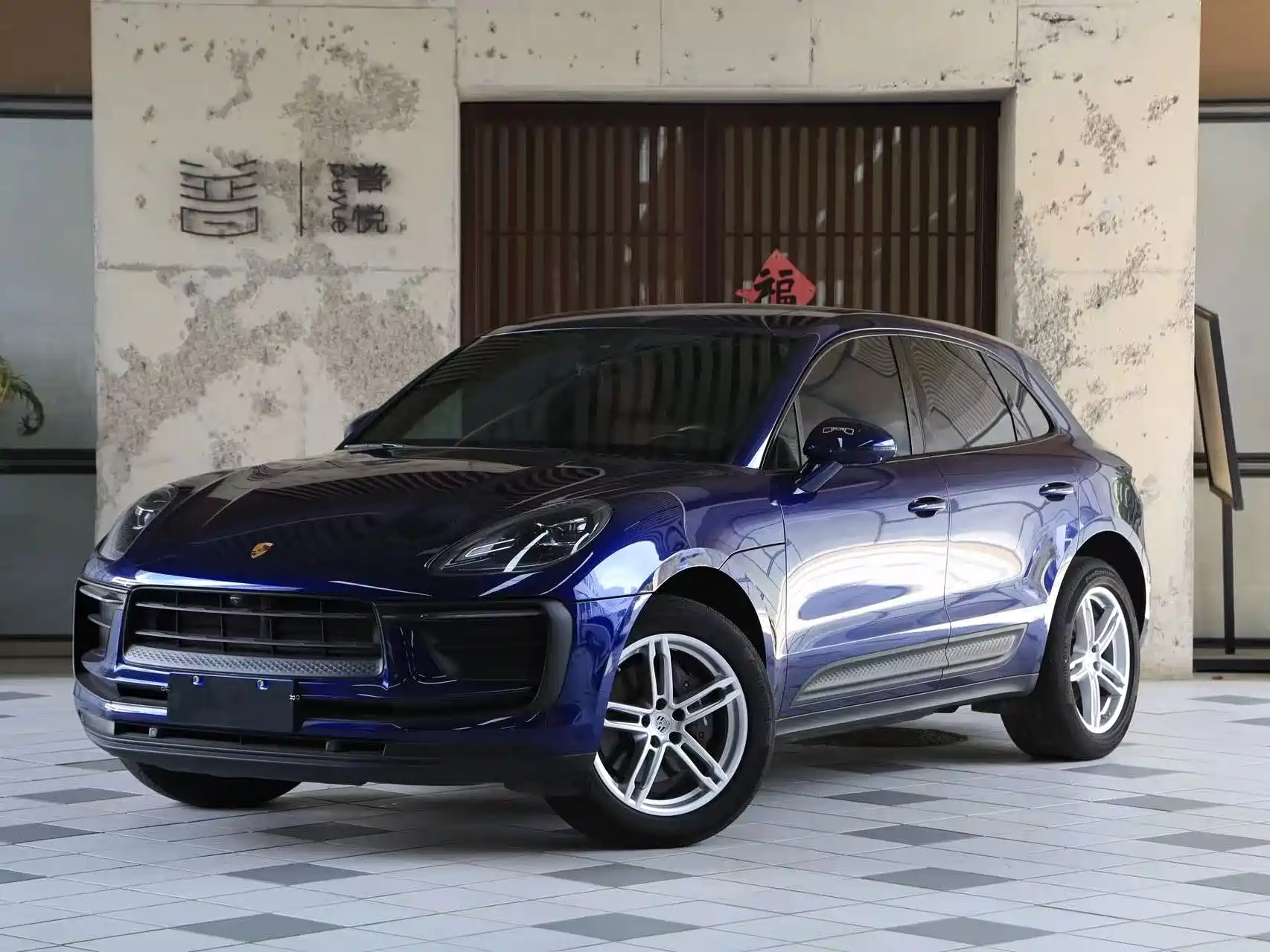 Фото 1 - Porsche Macan