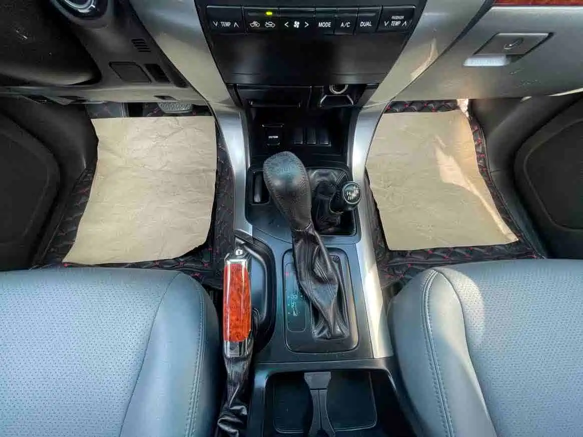 Toyota Prado (Import) 2004 GX 2.7 Automatic фото 16