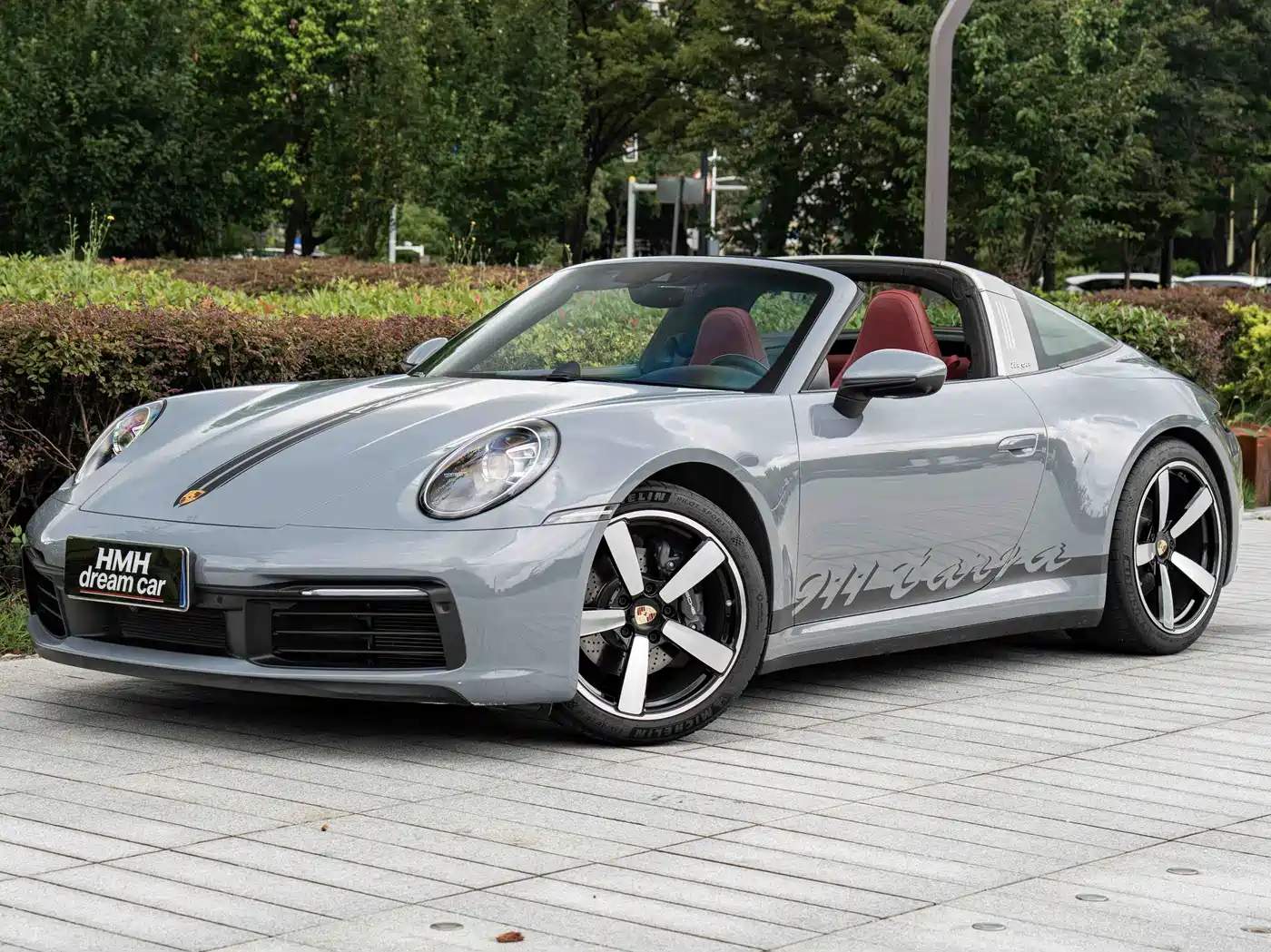 Фото 1 - Porsche 911