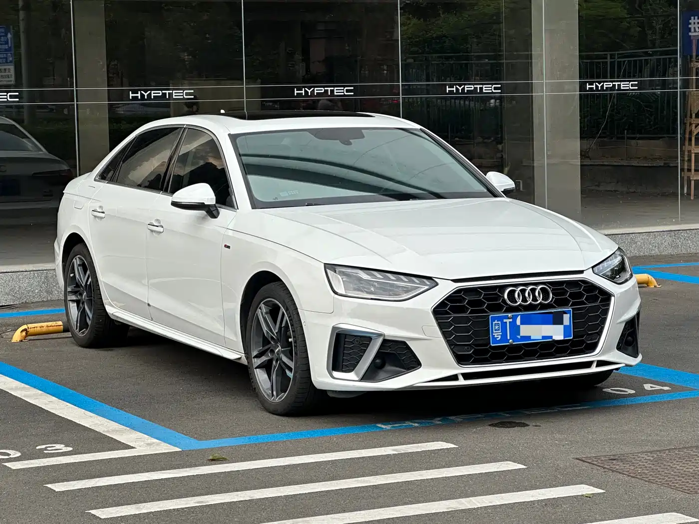 Audi A4L 2020 40 TFSI Luxury Dynamic фото 3