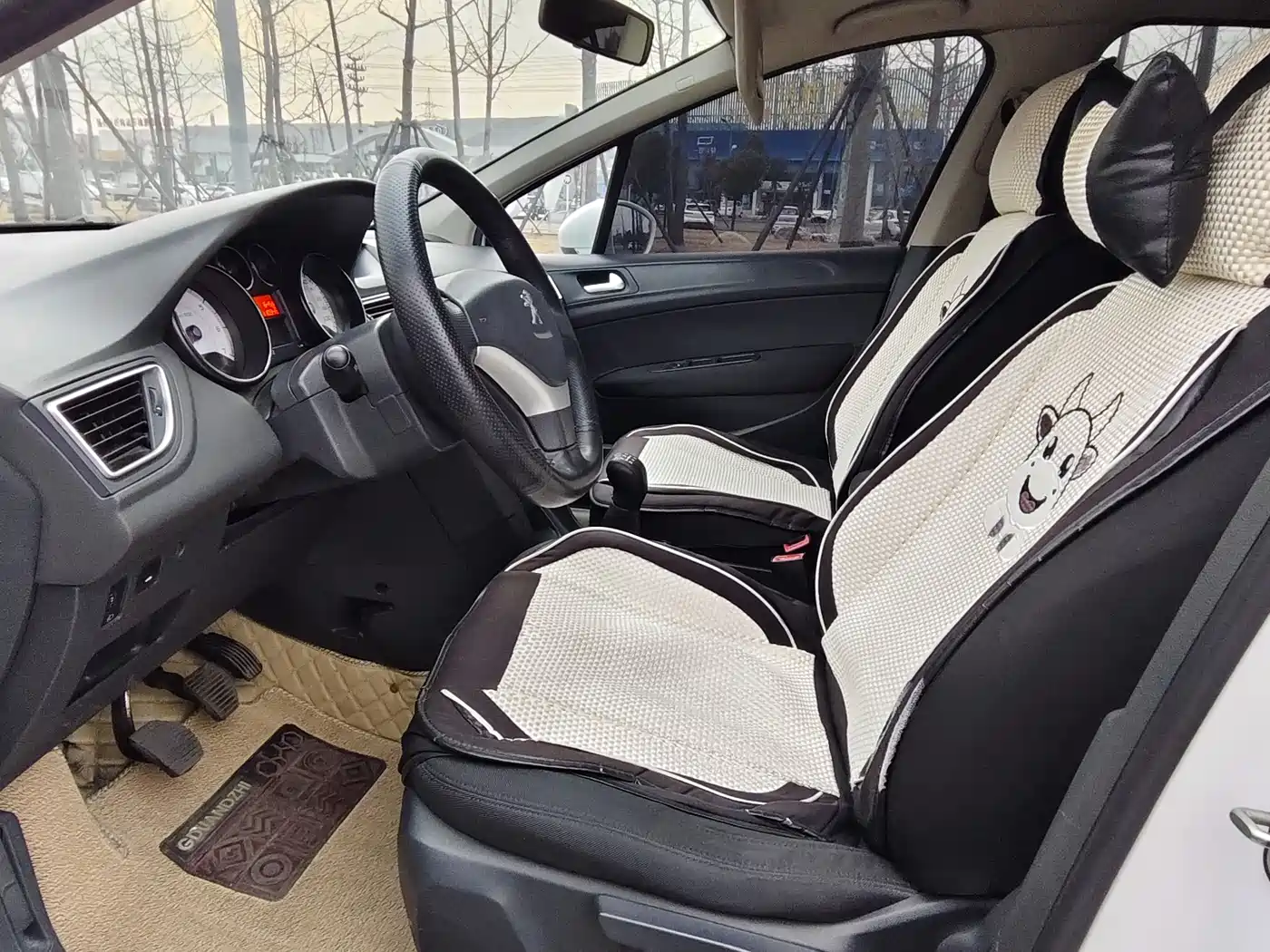 Peugeot 308 2013 Model 1.6L Manual Trend Style фото 13